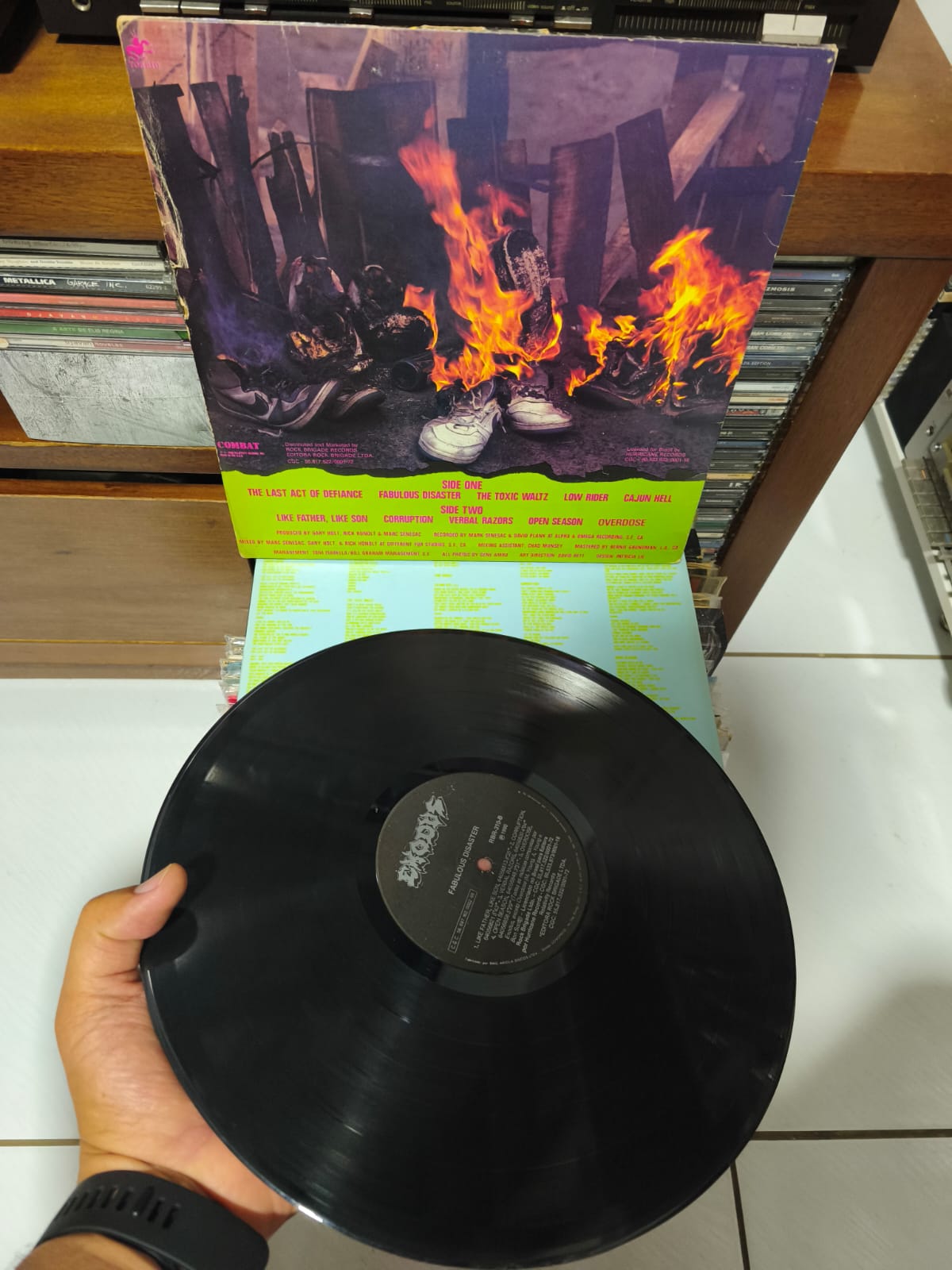 EXODUS - Fabulous Disaster LP Vinil Nacional Rock Brigade / Hurricane 1989 Thrash Metal - Imagem 2