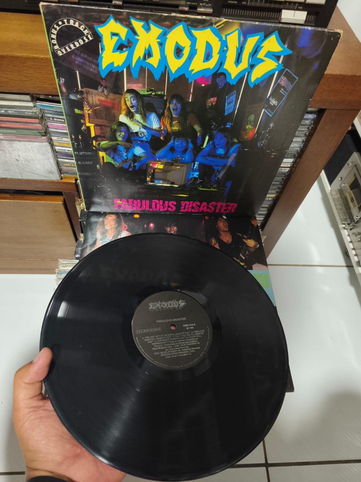 EXODUS - Fabulous Disaster LP Vinil Nacional Rock Brigade / Hurricane 1989 Thrash Metal - Imagem 3
