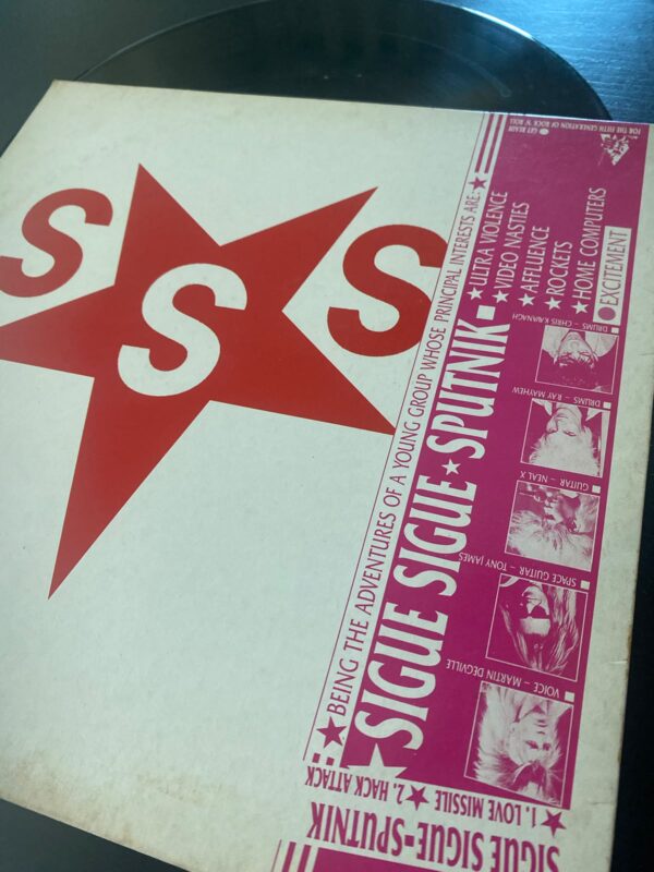 SIGUE SIGUE SPUTNIK – Love Missile F1-11 12" Vinil Brasil 1986 New Wave/Synth-pop